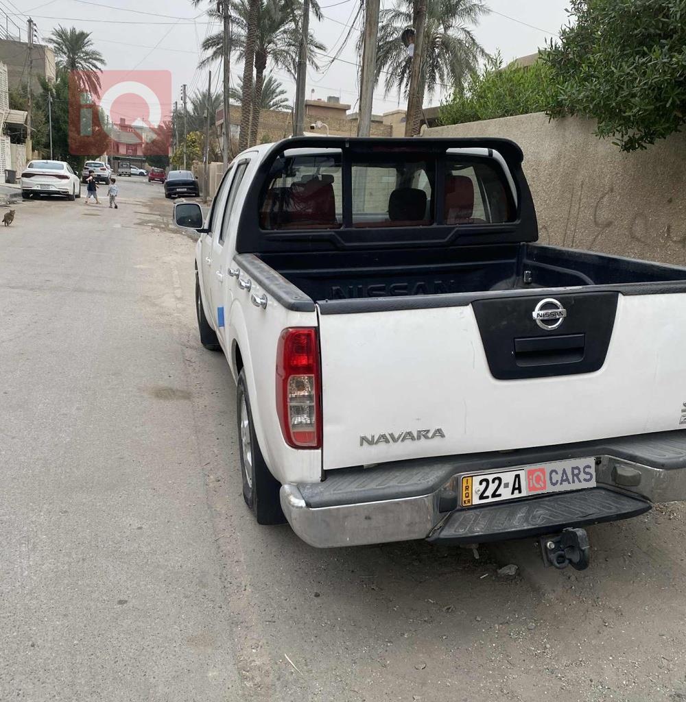 نیسان نەڤارا